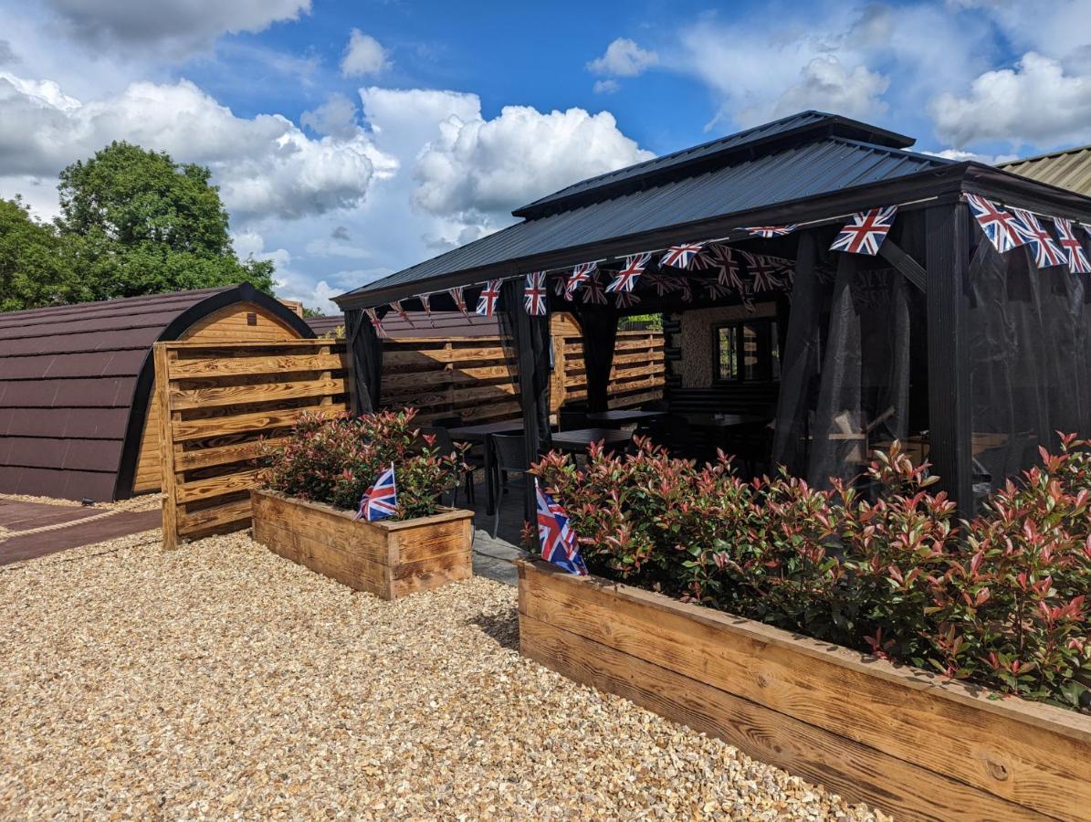 Vila Peacock Lake Glamping Nottingham Exteriér fotografie