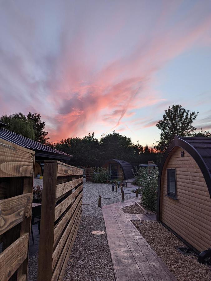 Vila Peacock Lake Glamping Nottingham Exteriér fotografie