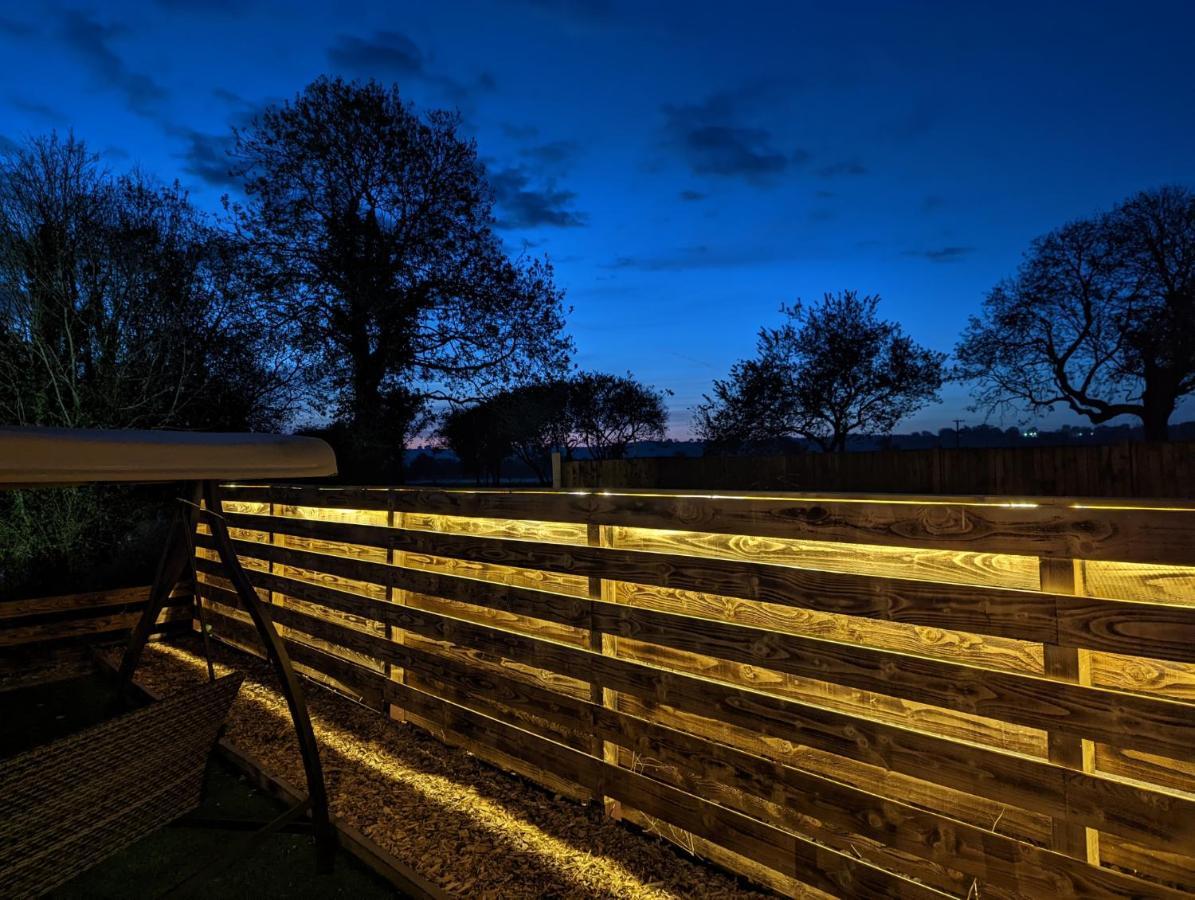 Vila Peacock Lake Glamping Nottingham Exteriér fotografie