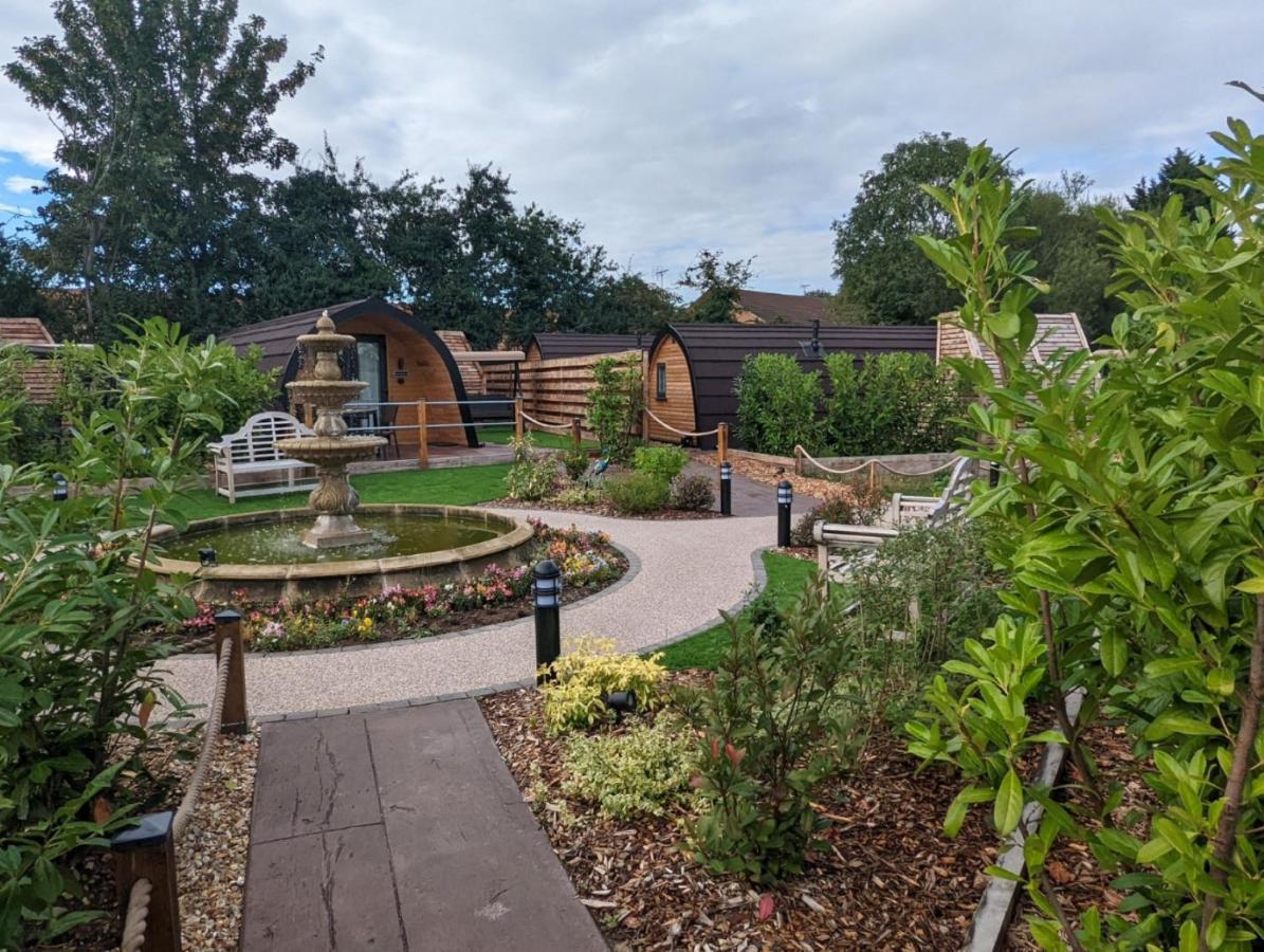 Vila Peacock Lake Glamping Nottingham Exteriér fotografie