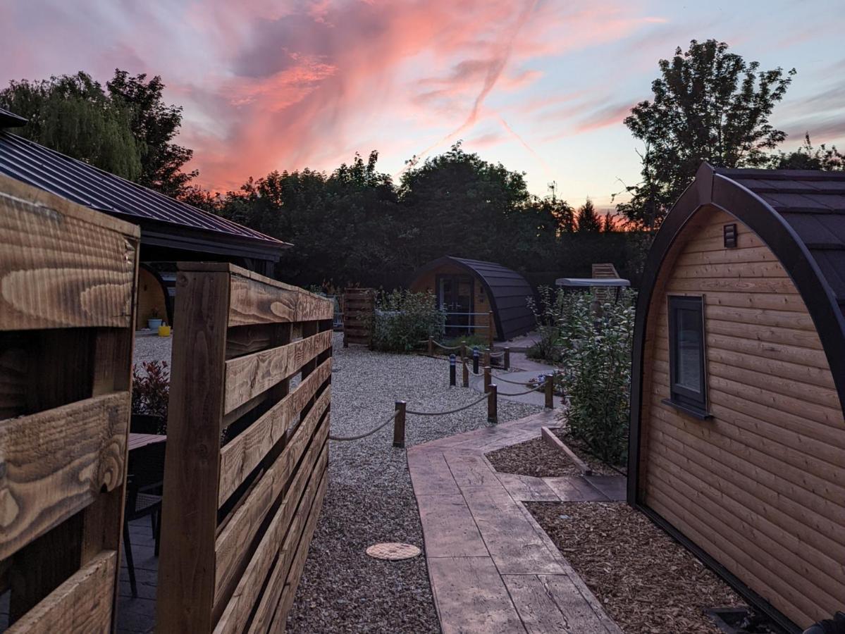 Vila Peacock Lake Glamping Nottingham Exteriér fotografie